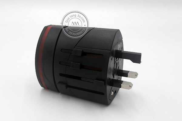 Quà tặng doanh nghiệp Adapter Travel in logo mẫu 1 20 adapter-traver-tien-ich-4-loai-chan-cam
