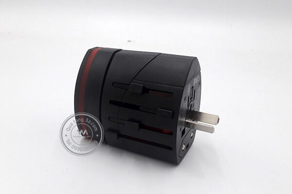 Quà tặng doanh nghiệp Adapter Travel in logo mẫu 1 22 adapter-traver-tien-ich-4-loai-chan-cam