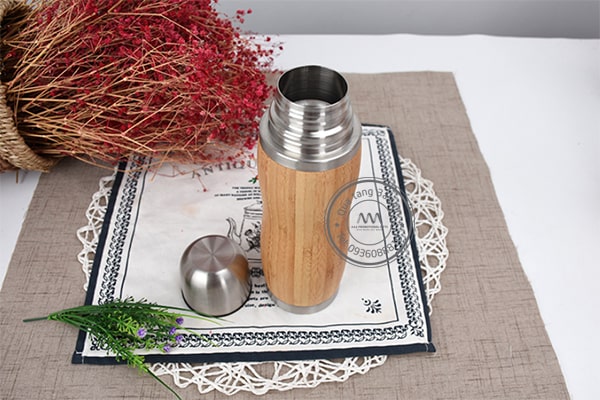 Quà tặng doanh nghiệp Bình giữ nhiệt tre in logo mẫu 3 11 binh-giu-nhiet-qua-tang