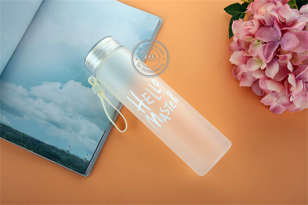 Bình nước thủy tinh Hello Master hot 2019 15 binh-nuoc-qua-tang-hello-master