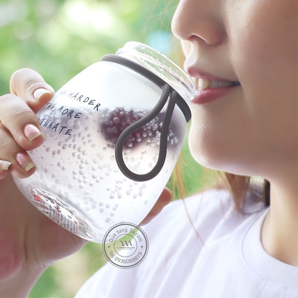 Bình nước quà tặng 2018 - những thiết kế mới đầy cá tính và sáng tạo 8 Binh-nuoc-qua-tang