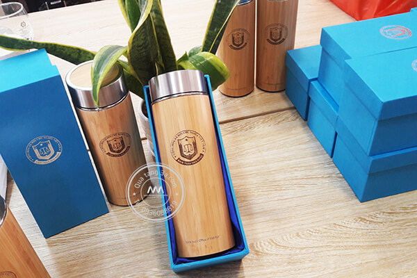 binh-giu-nhiet-qua-tang