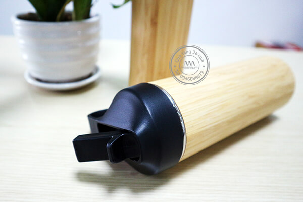 Quà tặng doanh nghiệp Bình giữ nhiệt tre in logo mẫu 2 17 binh-giu-nhiet-qua-tang