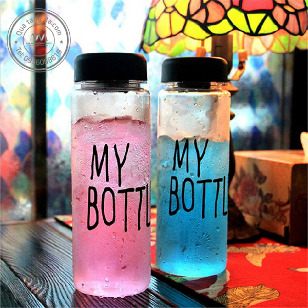 Bình nước nhựa trong suốt - món quà tặng doanh nghiệp xinh xắn và tiện dụng cho mùa hè 2 Bình nước quà tặng