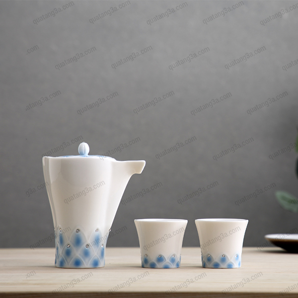 Quà tặng doanh nghiệp bộ bình cốc cao cấp mẫu 3 8 sharlife-qua-tang-doanh-nghiep-cao-cap