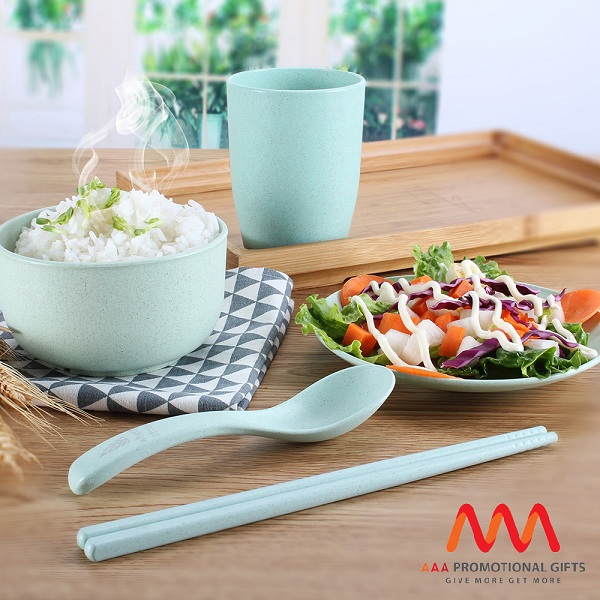 Quà tặng doanh nghiệp Bộ dụng cụ ăn in logo mẫu 1 10 Bộ dụng cụ ăn thân thiện môi trường