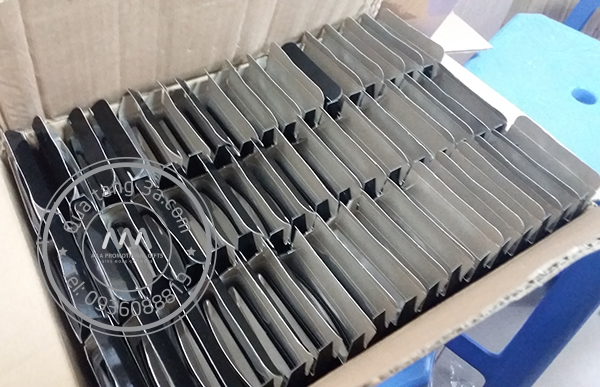 Quà tặng doanh nghiệp Giftset USB và hộp đựng namecard mẫu 1 8 Giftset USB và hộp đựng namecard quà tặng