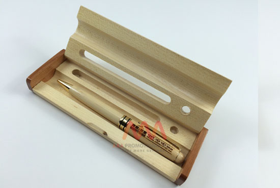 Quà tặng bút gỗ khắc tên - Quốc Hội Việt Nam 12 bút ký quà tặng quảng cáo