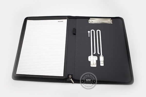 Quà tặng doanh nghiệp Cặp tài liệu in logo mẫu 1 17 cap-tai-lieu-da-nang-kem-sac-du-phong