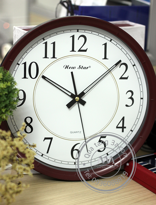 dong-ho-treo-tuong-in-logo-qua-tang