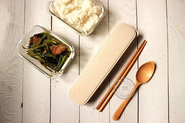 Quà tặng doanh nghiệp Set đũa thìa in logo mẫu 1 11 dua-thia-go-than-thien-moi-truong