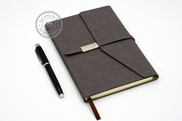 Quà tặng doanh nghiệp Gift set in logo mẫu 2 10 gift set so but