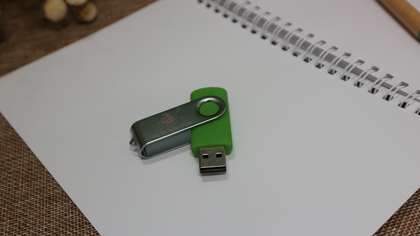 Bộ quà tặng bút sổ usb độc đáo Eco - Industrial Park Vietnam 16 giftset sổ bút usb quà tặng