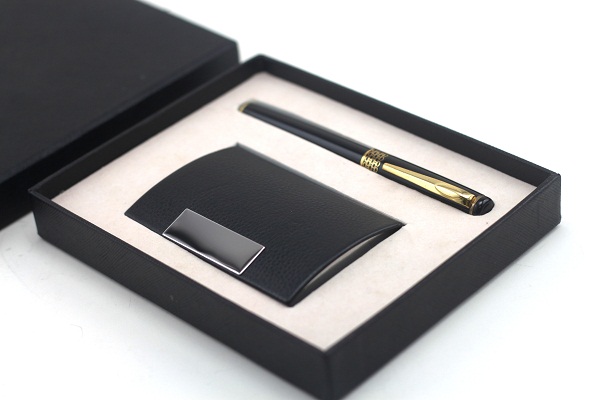Gift set - quà tặng sang trọng cho giới văn phòng 5 Hộp đựng card visit