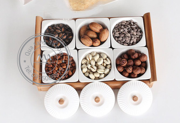 Khay đựng bánh mứt kẹo 10 hộp đựng bánh mứt kẹo sứ khay gỗ