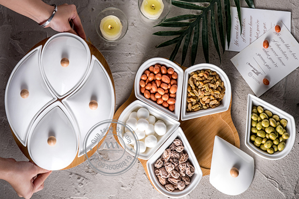 Khay đựng bánh mứt kẹo sứ Tết hình Oval 16 khay-dung-banh-mut-keo-tet-2019