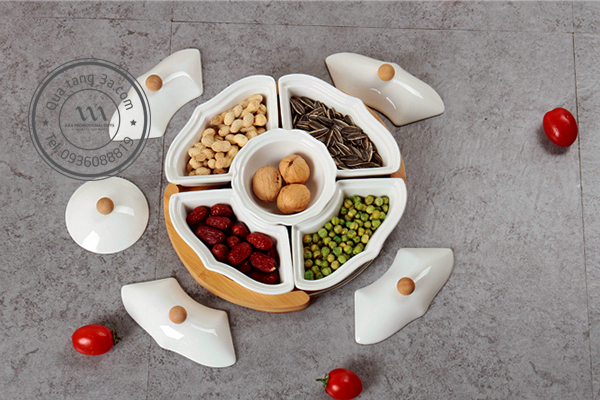 Khay đựng bánh mứt kẹo sứ Tết hình Bông hoa 12 khay-dung-banh-mut-keo-tet-2019