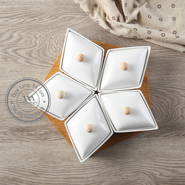 Khay đựng bánh mứt kẹo sứ Tết hình Ngôi sao 7 khay-dung-banh-mut-keo-tet-2019