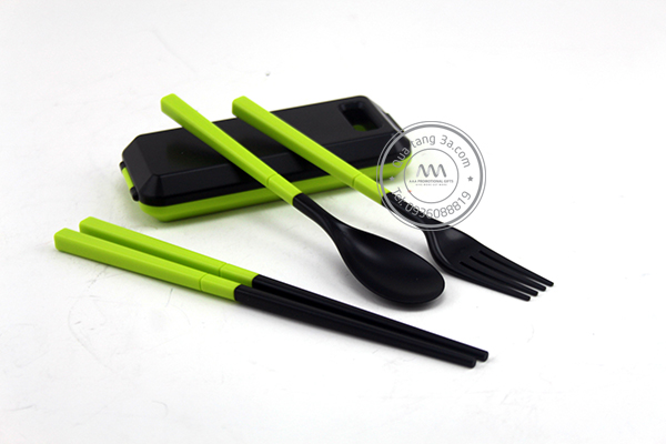 qua-tang-nganh-tieu-dung