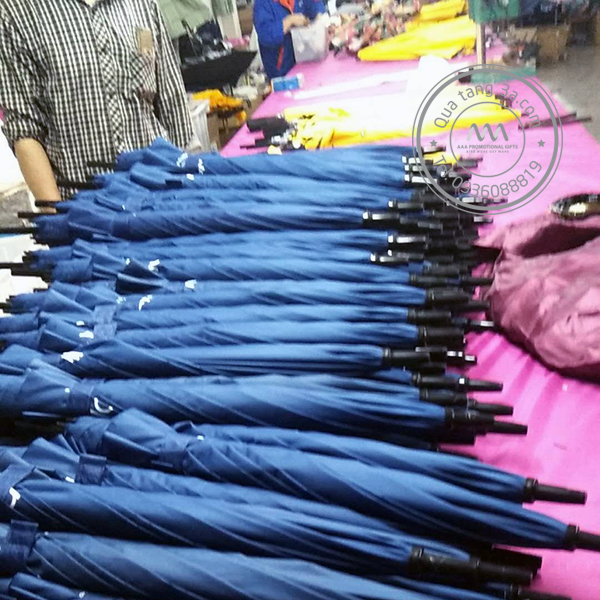 Quà tặng doanh nghiệp ô in logo mẫu 6 13 Ô dù quà tặng in logo