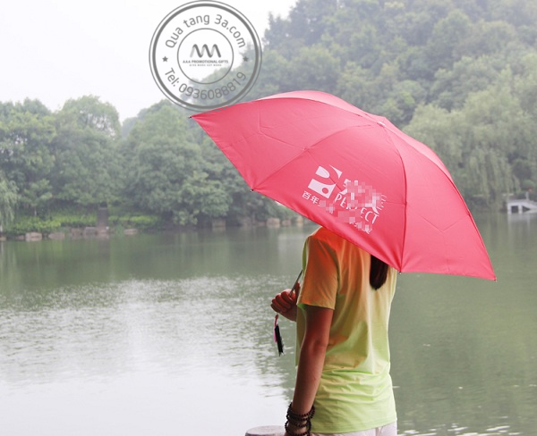 3 loại ô dù quà tặng quảng cáo phổ biến - bạn đã biết chưa? 4 Ô dù quà tặng quảng cáo