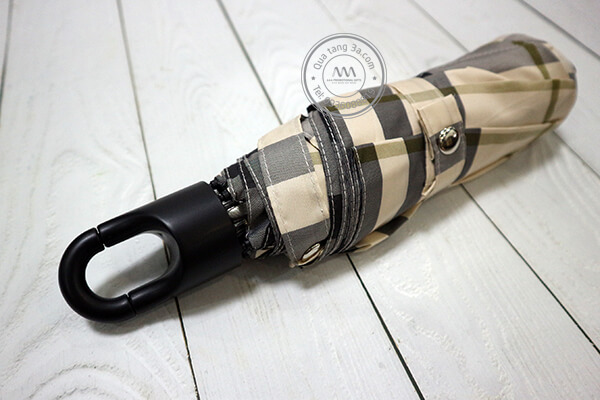 Quà tặng doanh nghiệp ô in logo mẫu 4 15 o-du-qua-tang