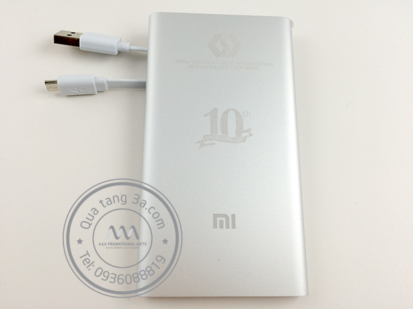 Quà tặng doanh nghiệp pin sạc dự phòng in logo mẫu 2 10 Pin sạc dự phòng quà tặng in logo
