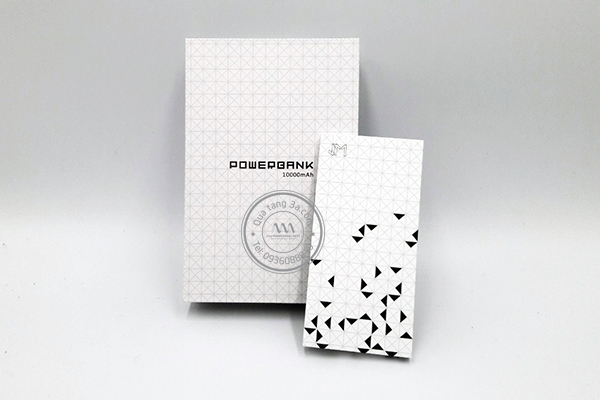 Quà tặng doanh nghiệp pin sạc dự phòng in logo mẫu 5 13 pin-sac-du-phong-in-logo