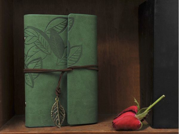 Quà tặng ý nghĩa cho phụ nữ ngày 8-3 2 quà tặng 8-3