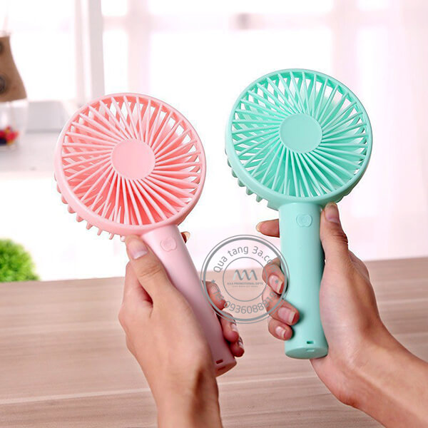 Tỏa sáng thương hiệu với bộ sưu tập quà tặng khách hàng hè - thu 2020 5 qua-cam-tay-mini