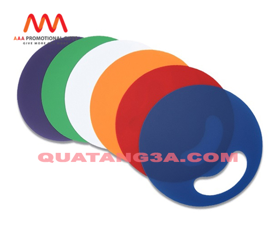 quat-nhua-cam-tay-quang-cao