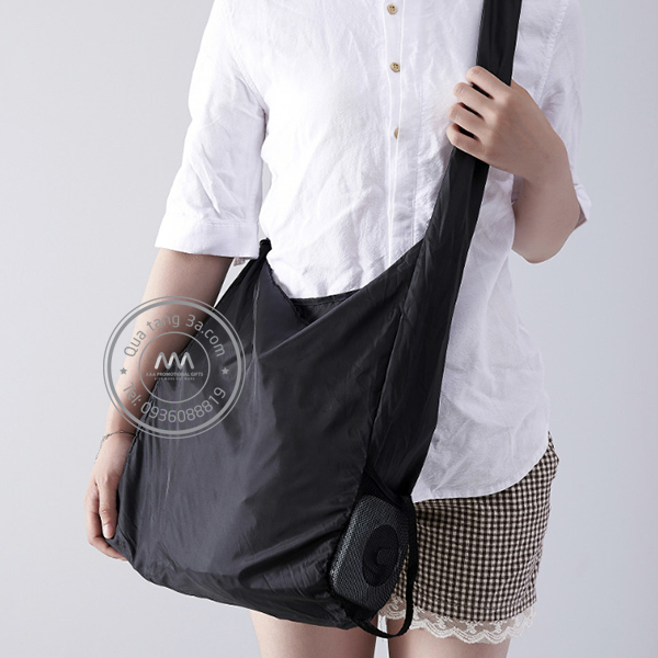 Quà tặng doanh nghiệp Túi in logo mẫu 3 8 tui-deo-gap-gon