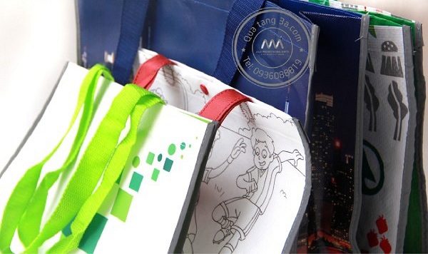 Túi vải dệt vs túi vải không dệt có những sự khác biệt gì? 1 túi vải không dệt