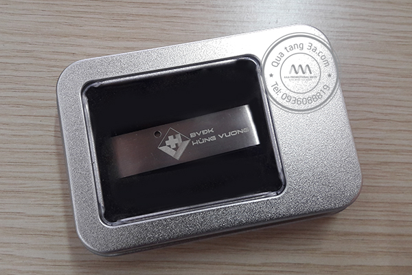 Quà tặng doanh nghiệp USB in logo và hộp đựng mẫu 1 10 usb-kim-loai-in-logo