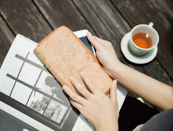 Ví từ nút bần - Món quà tặng không thể bỏ qua 3 ví nút bần - món quà tặng không thể bỏ qua