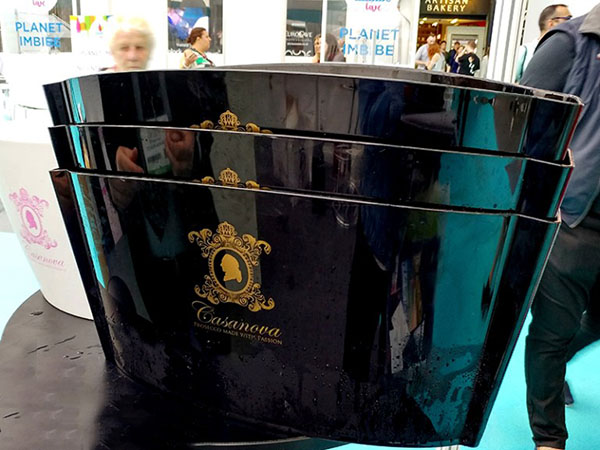 Giữ đồ uống mát lạnh trong mùa hè bằng chiếc xô đá có in logo thương hiệu 5 xô đá in logo thương hiệu làm quà tặng