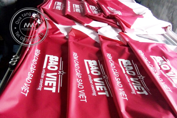 xuong-san-xuat-ao-mua-in-logo-quang-cao