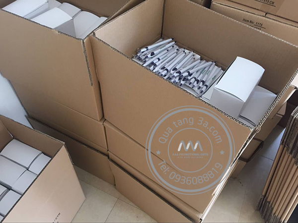 xưởng sản xuất bút bi quà tặng quảng cáo