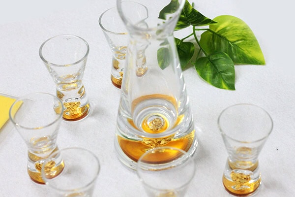 Quà tặng doanh nghiệp bộ ly rượu in logo mẫu 1