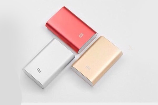 Quà tặng doanh nghiệp pin sạc dự phòng in logo mẫu 1