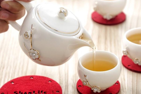 Quà tặng doanh nghiệp bộ bình cốc cao cấp mẫu 2