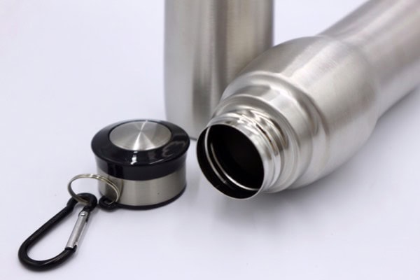 Quà tặng doanh nghiệp Bình nước nhôm in logo mẫu 1