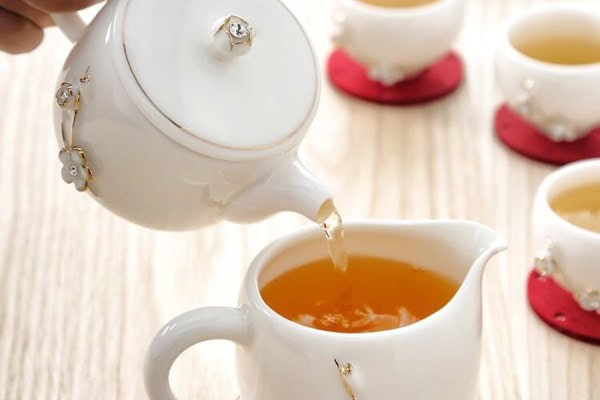 Quà tặng doanh nghiệp bộ bình cốc cao cấp mẫu 1