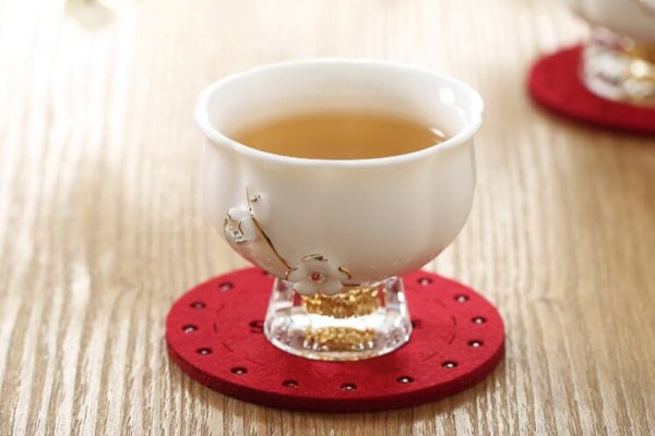 Quà tặng doanh nghiệp cốc cao cấp mẫu 3