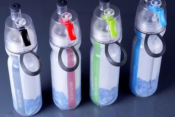 Quà tặng doanh nghiệp Bình nước in logo mẫu 3