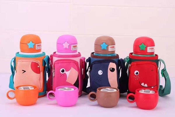 Quà tặng doanh nghiệp Bình giữ nhiệt in logo mẫu 4