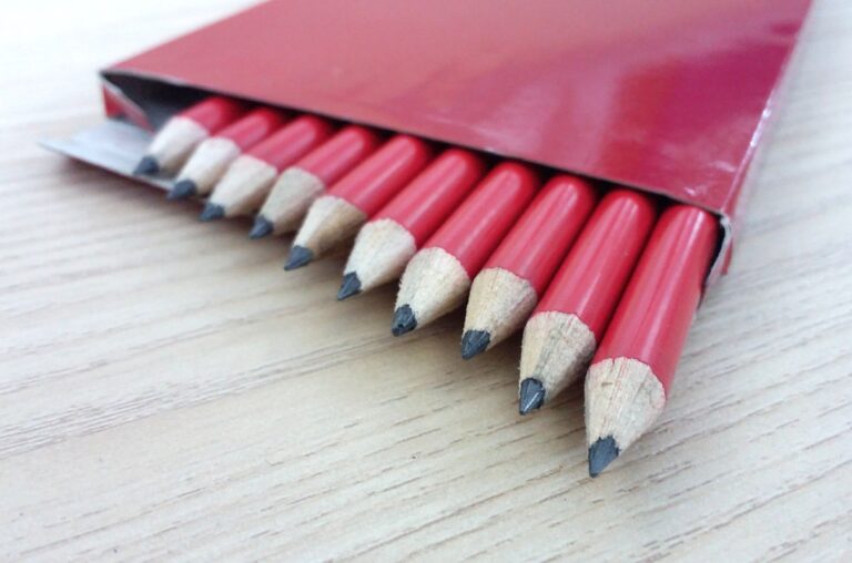 Bút chì gỗ logo quốc hội Việt Nam 7 but chi 4