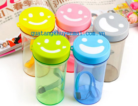 Bình nhựa mặt cười