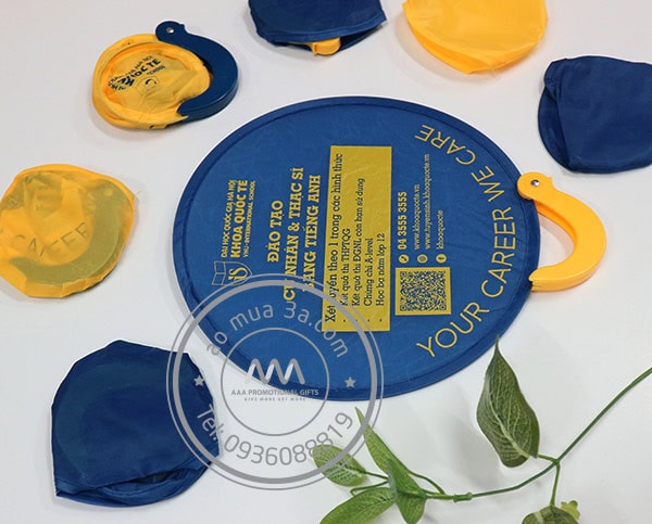 Quạt vải gấp gọn