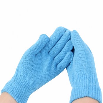 Gang tay chống cắt